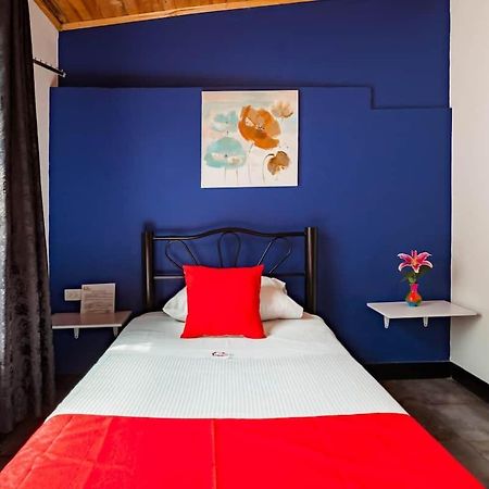 Hotel Casa Normandia ボゴタ エクステリア 写真