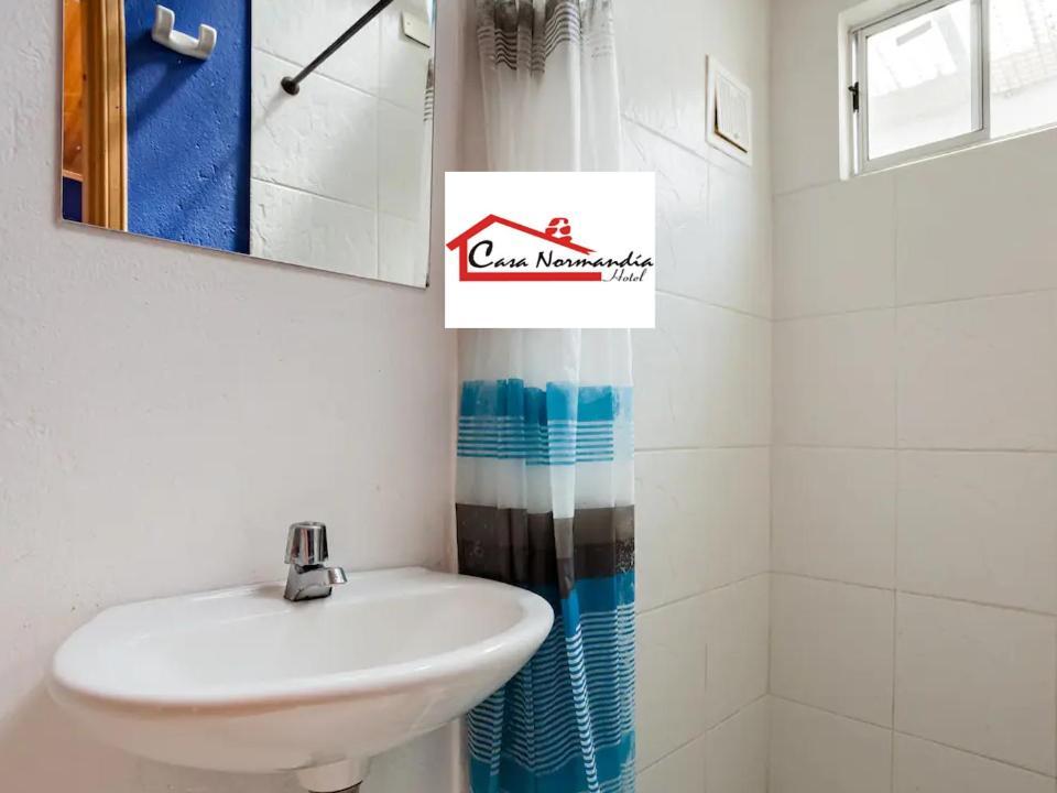 Hotel Casa Normandia ボゴタ エクステリア 写真