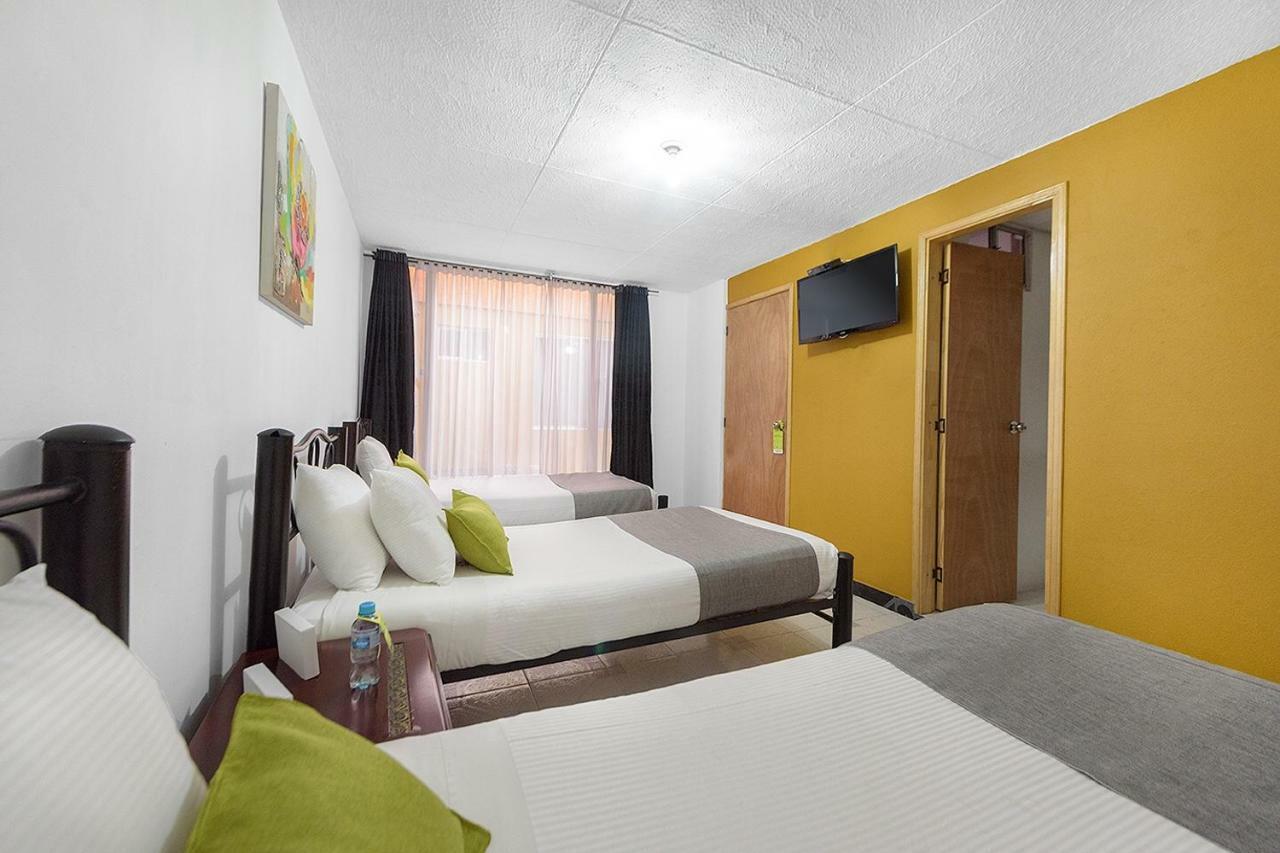 Hotel Casa Normandia ボゴタ エクステリア 写真