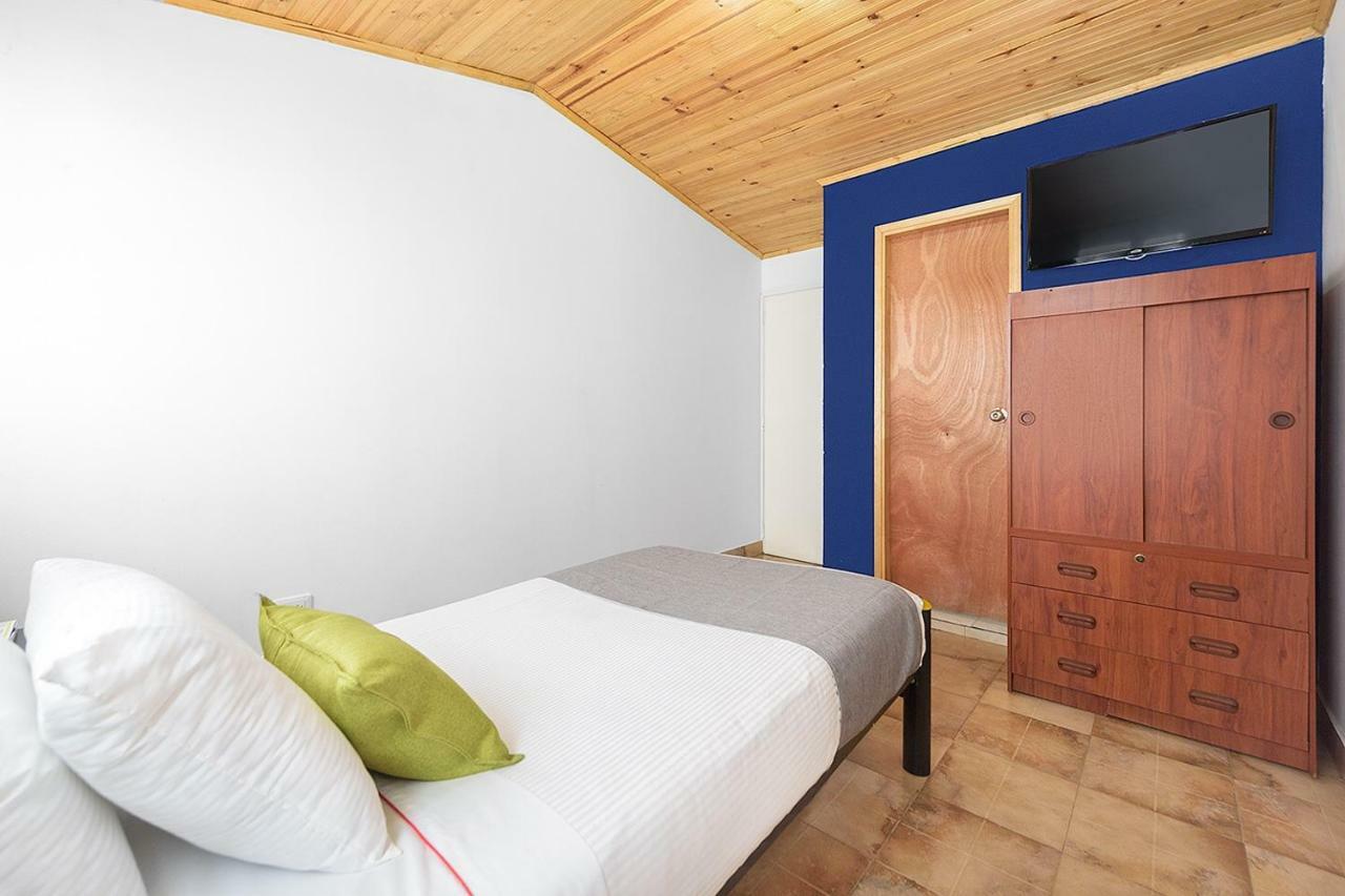 Hotel Casa Normandia ボゴタ エクステリア 写真