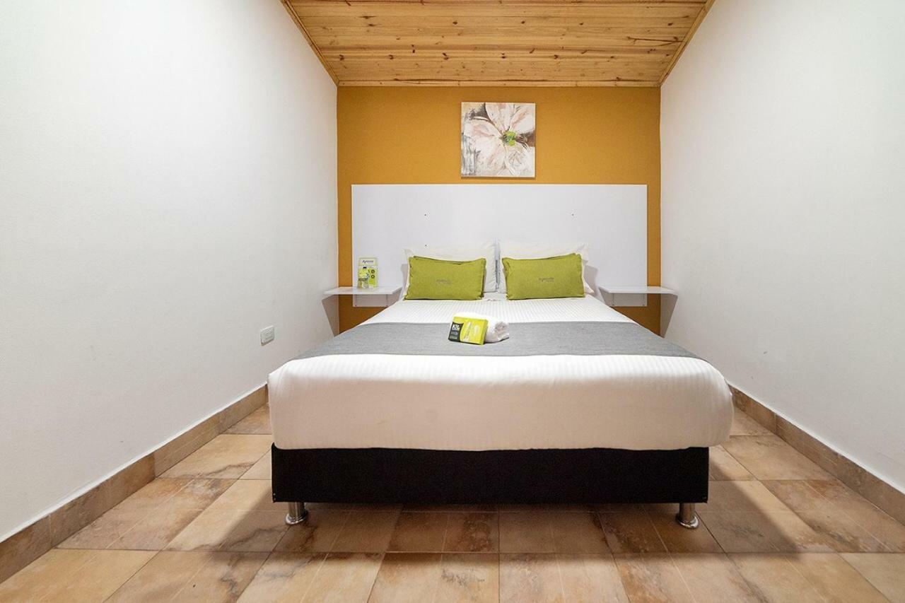 Hotel Casa Normandia ボゴタ エクステリア 写真