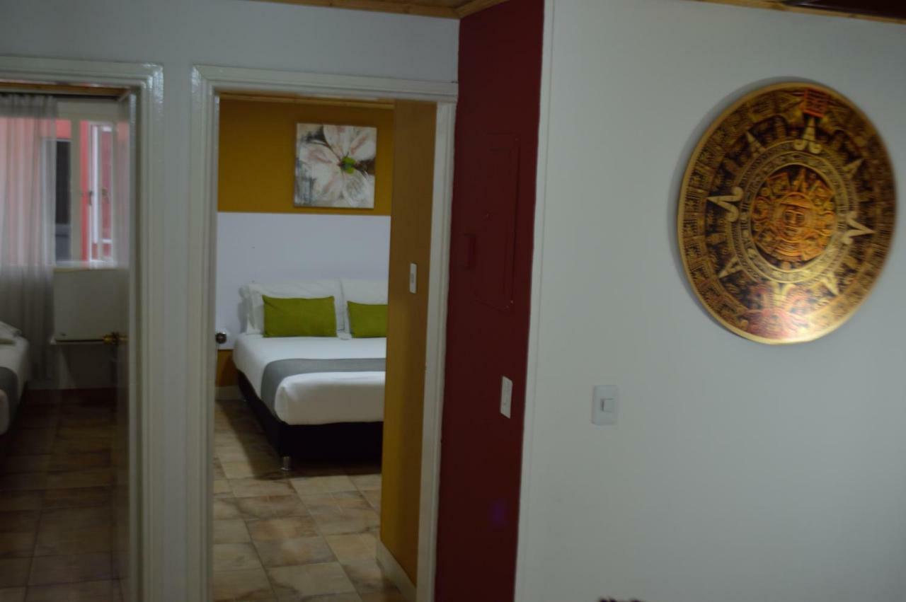 Hotel Casa Normandia ボゴタ エクステリア 写真
